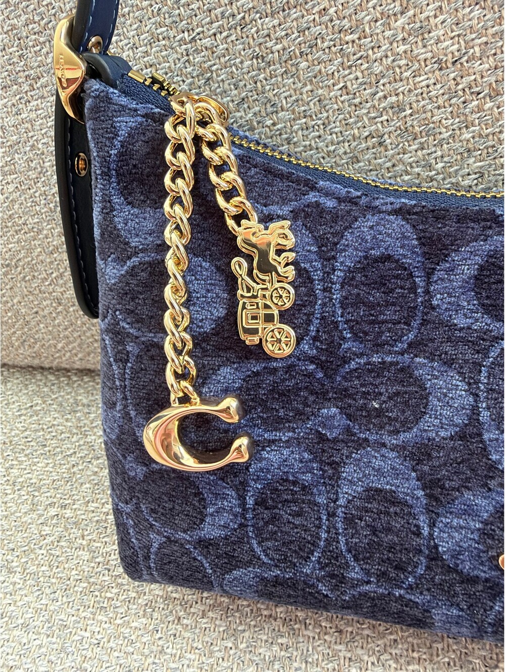 NWT Coach Emeilia Shoulder Bag Gold/Navy Signature Chenille CFN74 - Picture 2 of 7